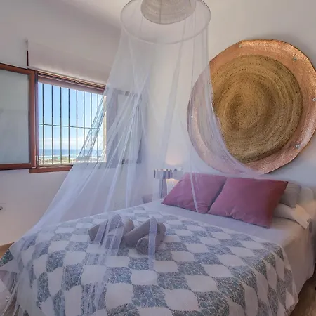 Casita Rural En Centro De Hipica